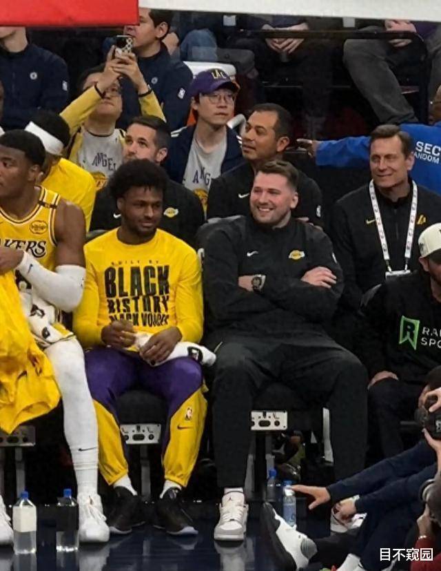 重要助攻首场状态出色，尤文图斯观众沸腾！，东契奇重返赛场热度持续攀升(意甲尤文图斯最新消息)