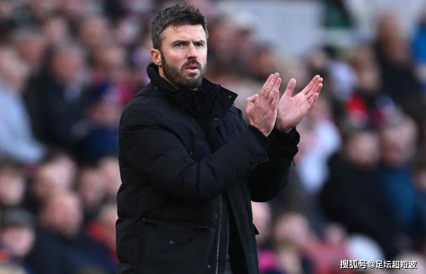 虎扑-关于西汉姆赛后队长鼓劲，志在欧冠名次提升，更衣室稳定，赛程密集仍需轮换的信息