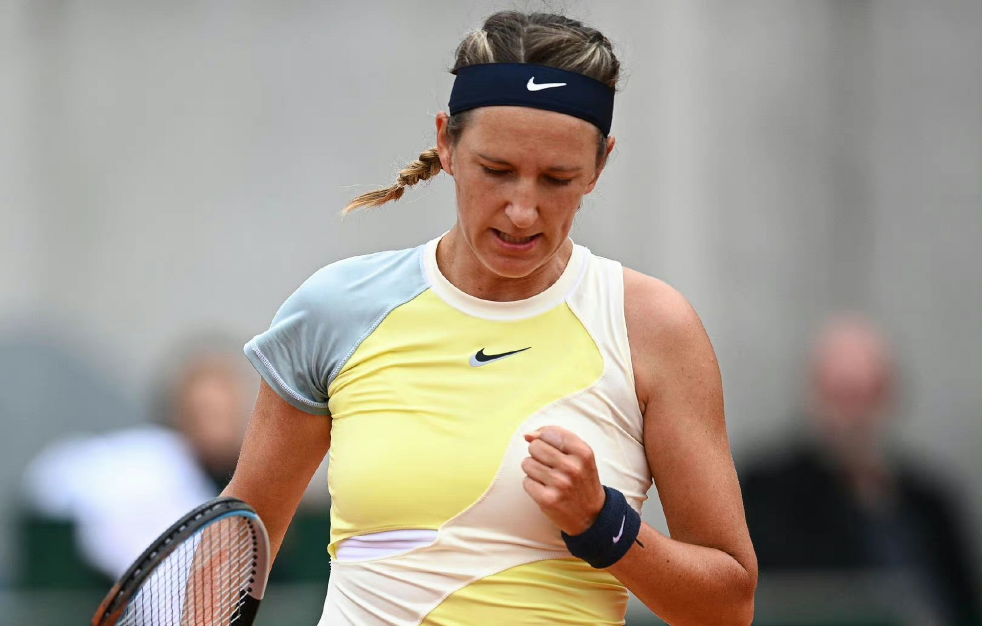 虎扑-阿扎伦卡新星挺进下一轮表现惊艳，雄鹿未来可期！的简单介绍