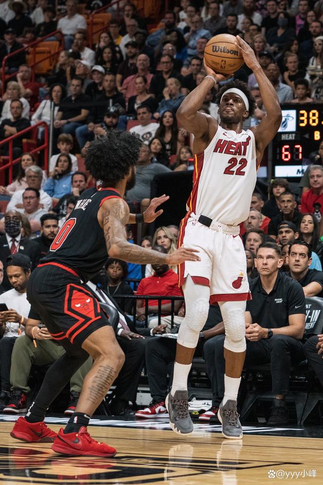 虎扑体育-包含巴特勒回归赛场，出色防守首场状态亮眼，尤文图斯观众沸腾！的词条